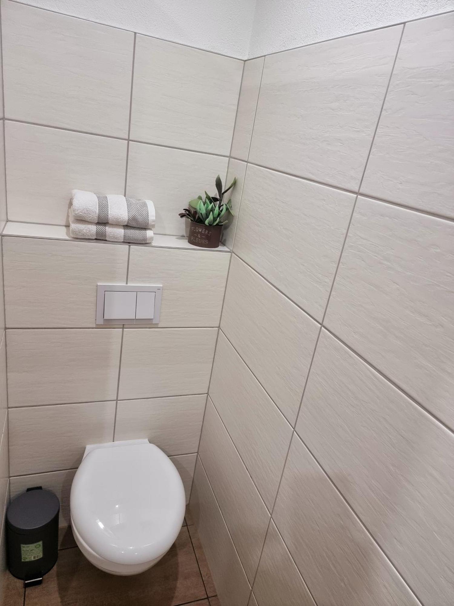 Workershome - Business Apartments - Monteurwohnungen Wertheim Bilik gambar
