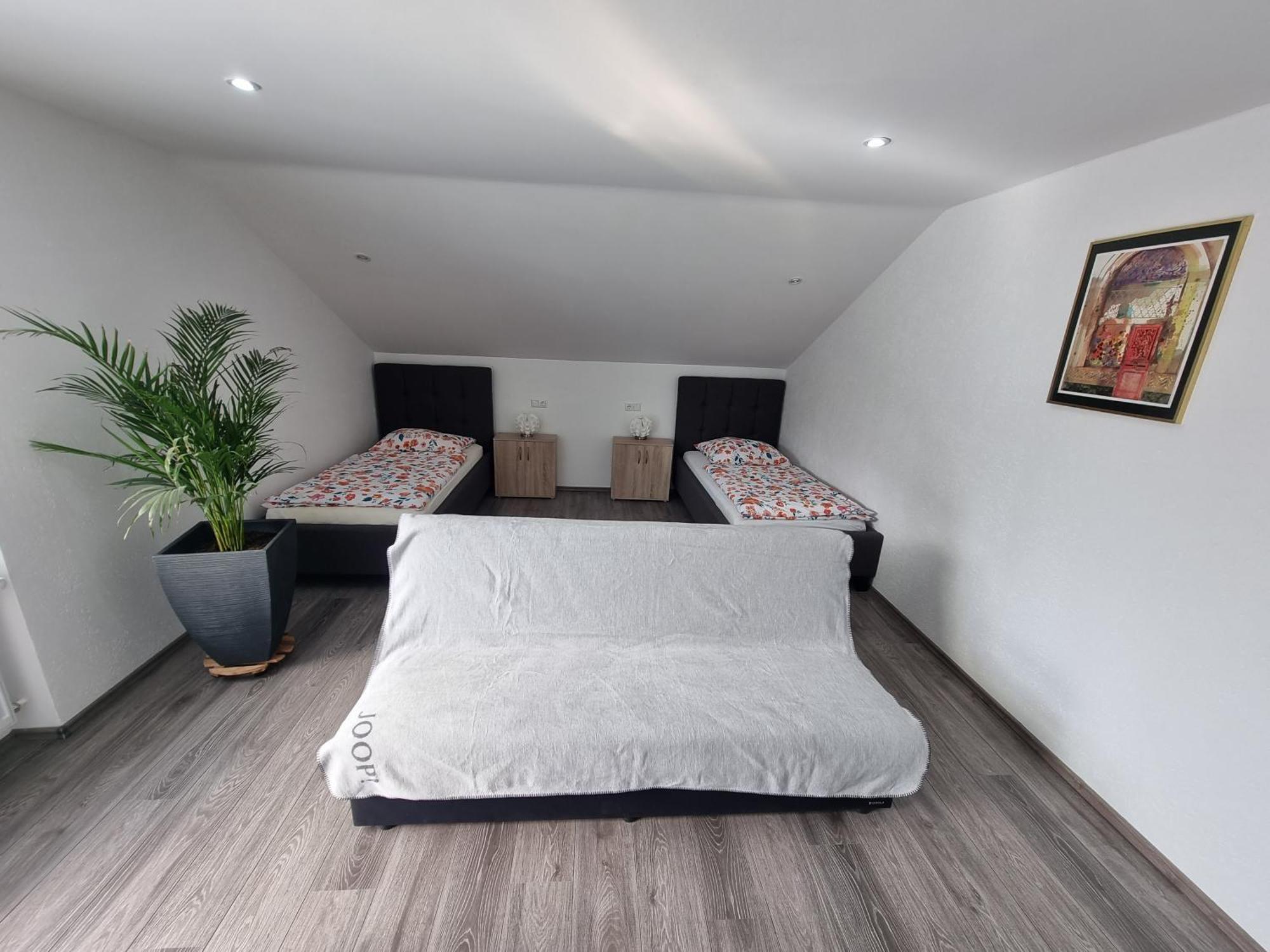 Workershome - Business Apartments - Monteurwohnungen Wertheim Bilik gambar