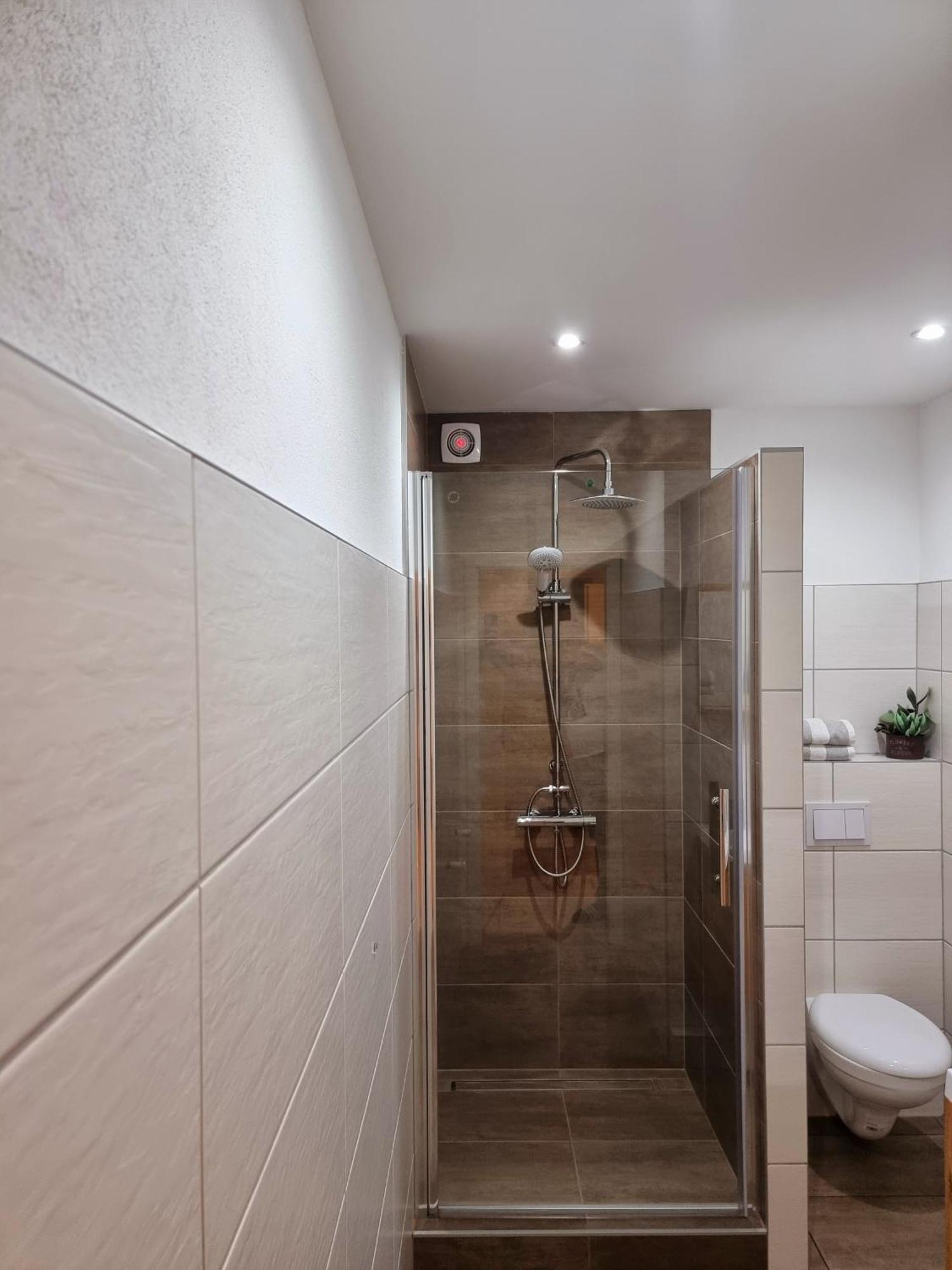 Workershome - Business Apartments - Monteurwohnungen Wertheim Bilik gambar