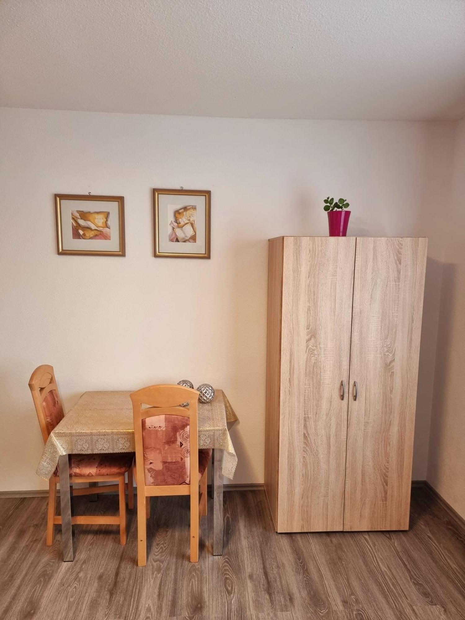 Workershome - Business Apartments - Monteurwohnungen Wertheim Bilik gambar